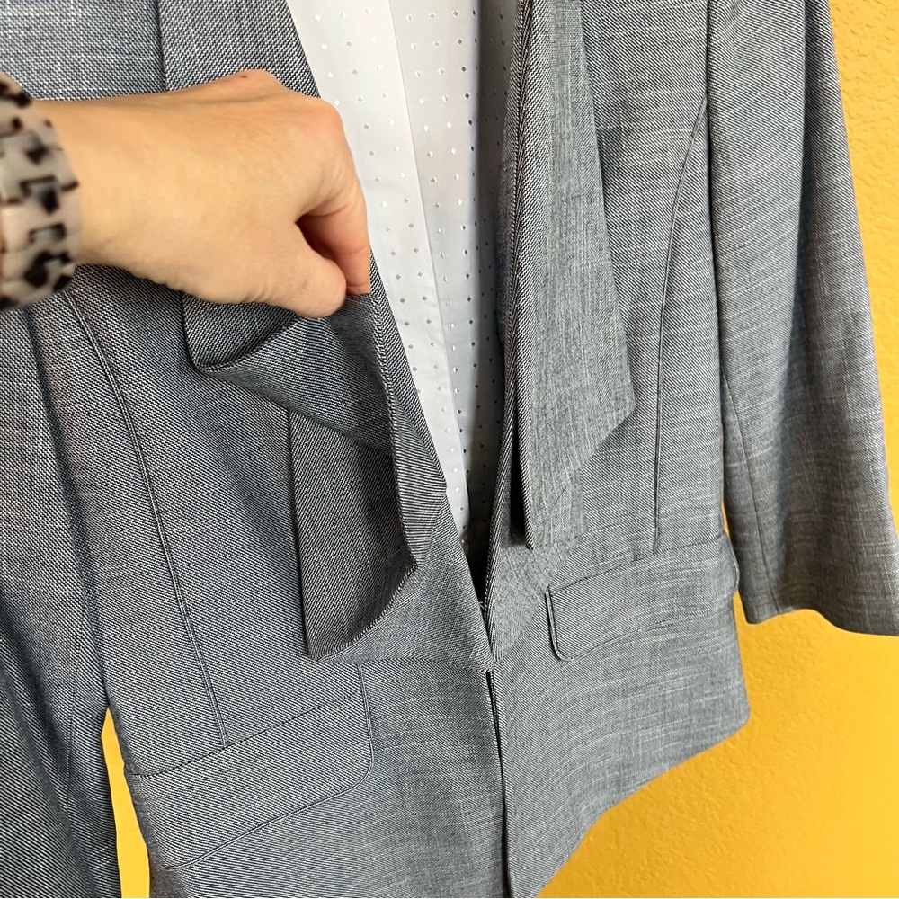 WHBM White House Black Market Drape Ruffle Blazer Suit - Picture 2 of 9